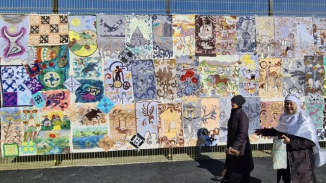 Five-meter panel with national patterns crafted in Pavlodar for Nauryz celebration