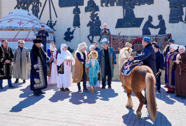 Миллий анъаналар тантанаси давом этмоқда