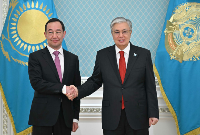 President Tokayev meets with Sakha Republic Head Aysen Nikolayev