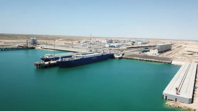 Казакстанда жакын арада Актау португал контейнердин хабдын курулушу башталат