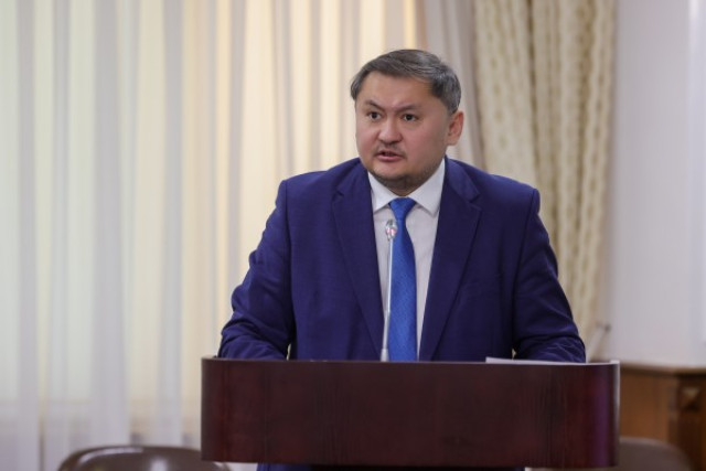 Сенат Илим жана технологиялык саясат боюнча мыйзамды карады