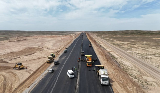 2024-жылы Казакстанда жол оңдоо иштери рекорддук көрсөткүчкө жетти