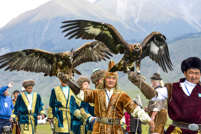 Дүйнөлүк көчмөндөр оюндарынын жарымын казактын улуттук спорт түрлөрү түзөт