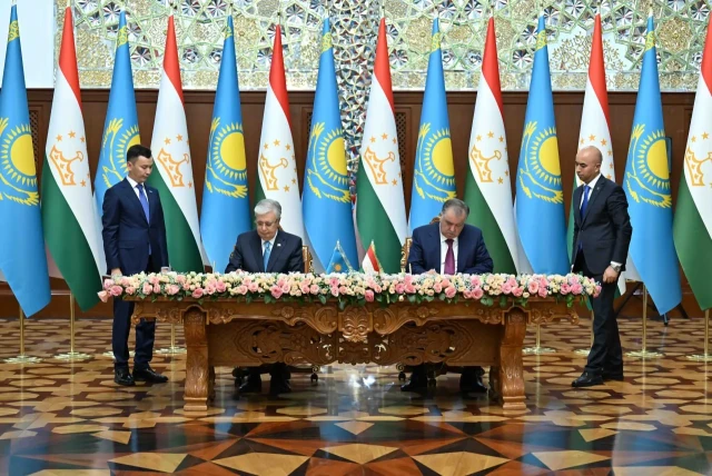 Kazakistan ve Tacikistan arasındaki işbirliği