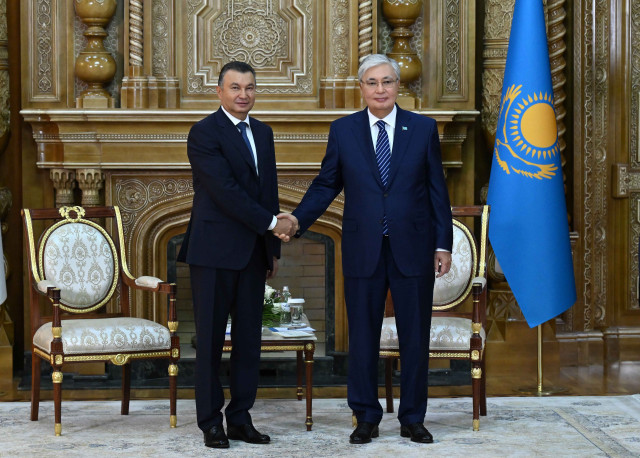 Казак-тажик парламенттер аралык байланыштары бекемдейт