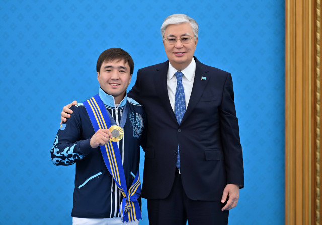 Давлат раҳбари ХХХІІІ Ёзги Олимпиада ўйинлари совриндорларини қабул қилди