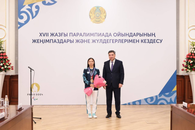 Астанада Президент атынан Паралимпиада жүлдегерлері марапатталды