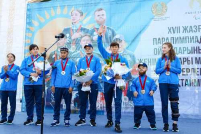 Astana’da Devlet Başkanı adına Paralimpik Oyunları’nın kazananlarını ödüllendirdiler