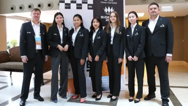 Kazakh President congratulates women’s chess team on winning silver at World Chess Olympiad
