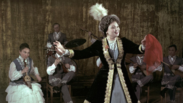 Р. Багланова атындагы эл аралык ыр сынагынын жеңүүчүсү аныкталды