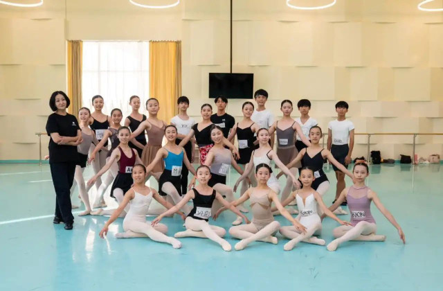 Kazakh choreographers conduct masterclasses for Japanese students