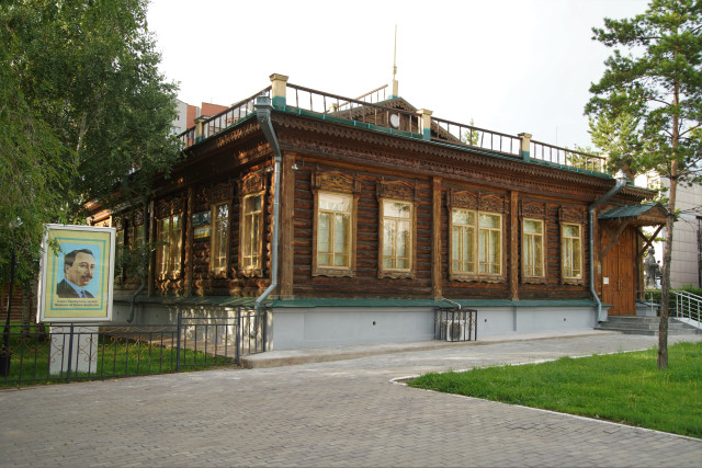 Saken Seifullin Museum in Astana replenished with valuable exhibits