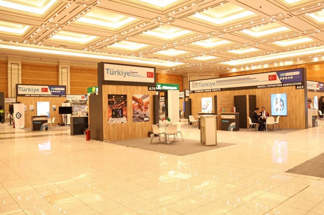 В Ашхободда Туркия товарлари кўргазмаси ўтказилди