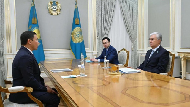 К. Токаев Улуттук олимпиада комитетинин Президентин кабыл алды