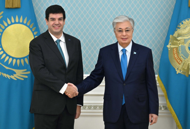 Kazakh President receives Euronews Board Chairman