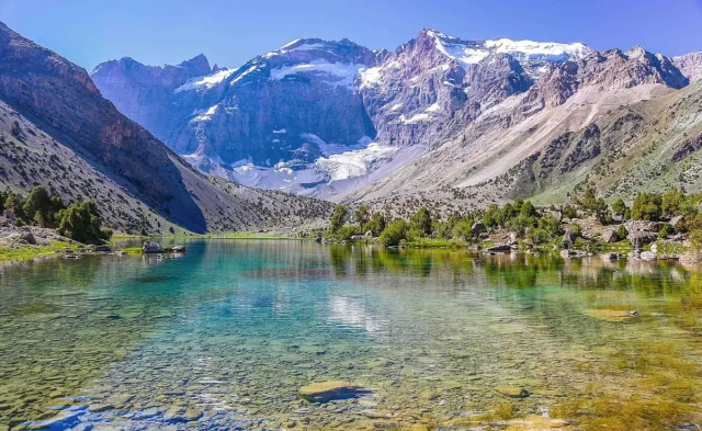 Тажикстанда туристтик индустрия жигердүү өнүгүүдө