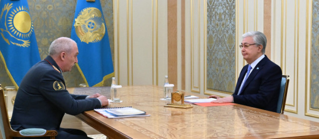 Kazakh President receives Defense Minister