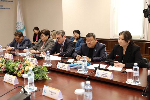 Итоги 3-летних реформ К.Токаева обсудили эксперты