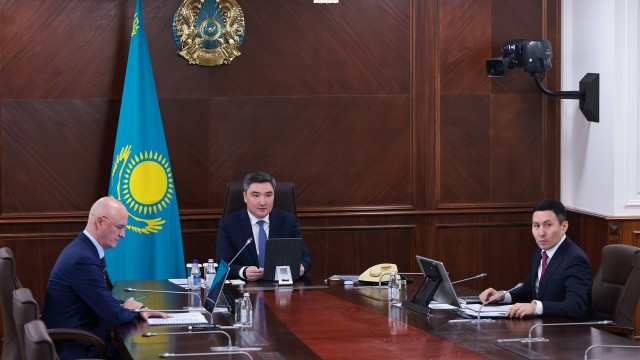 Бош вазир «Самруқ-Қазина» директорлар кенгаши йиғилишини ўтказди