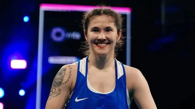 Қ.Тоқаев Қазақстандық боксшыны тарихи жеңісімен құттықтады