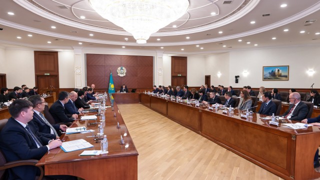 Kazakh government and banks discuss increasing real sector financing