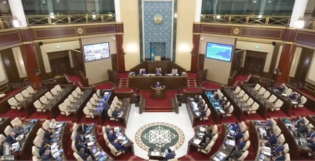 Мажилис улуттук инновациялык системаны өнүгүрүүгө арналган мыйзам долбоорун карады