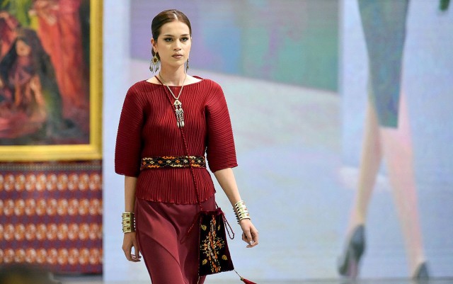 В столице Туркменистана прошел показ итальяно-туркменских модных коллекций