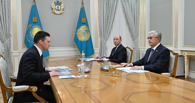 Kazakh President receives Chairman of Eurasian Development Bank