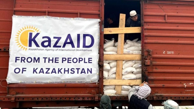 Казакстан Ооганстанга гуманитардык жардам жөнөттү
