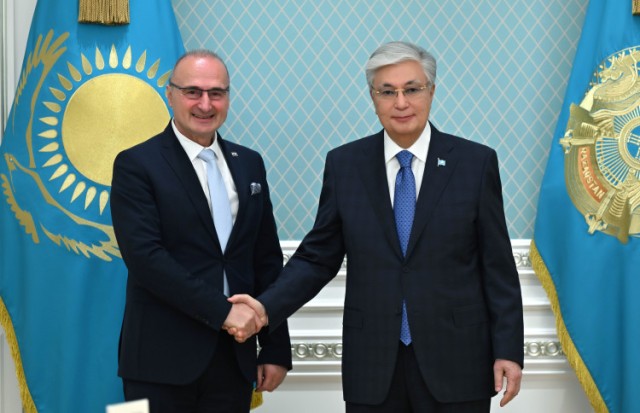 Давлат раҳбари Хорватия вазирини қабул қилди