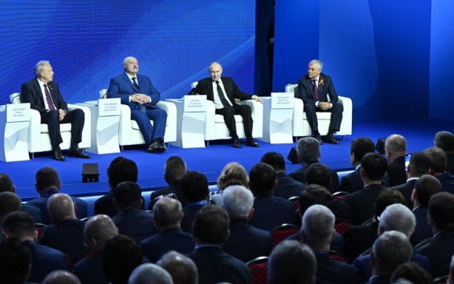 Спикер Мажилиса выступил на Международном форуме к 80-летию Победы