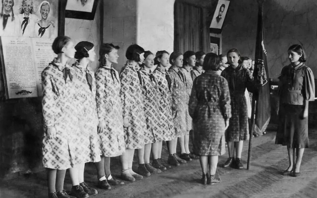 Сүрөттөр сүйлөйт: Президент телерадио комплекси өзгөчө долбоор сунуштайт