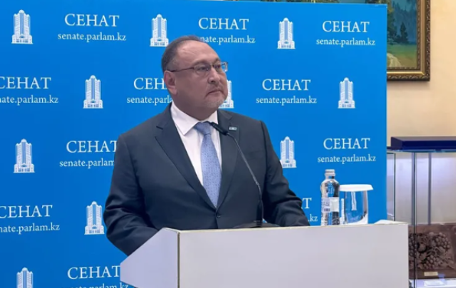 Сенат Казахстана одобрил закон о трансформации СВМДА