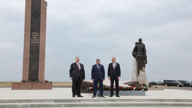 Memorial to Kazakh soldiers fallen on frontlines unveiled in Russia