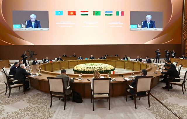 Биринчи «Марказий Осиё-Италия» саммити бошланди