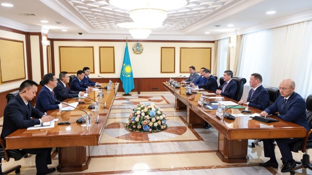 Казакстанда «жашыл» алюминий өндүрүшү долбоору ишке ашырылат