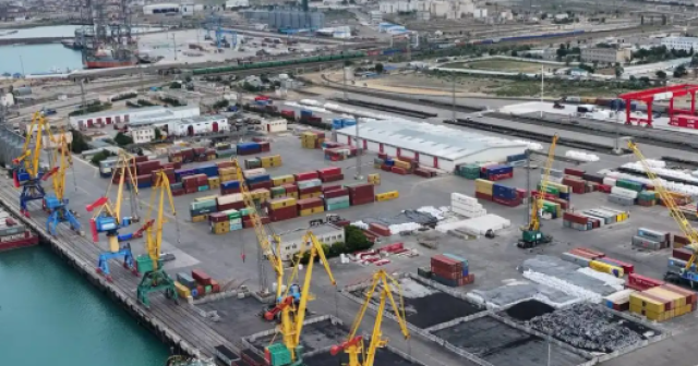 Largest container hub in Caspian Sea opens in Aktau