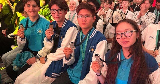 Қазақстандық оқушылар планетаның ең мықты химигі атанды