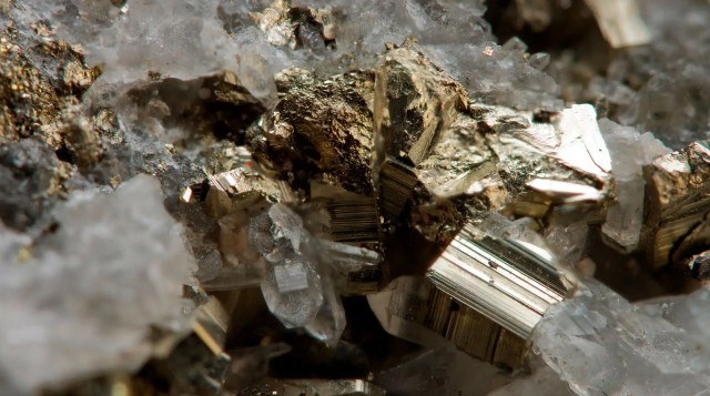 Казахстан расширяет добычу редких металлов