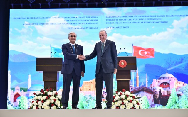 Kazakh President receives Türkiye’s highest state honor