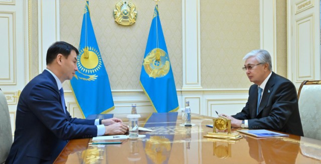 Давлат раҳбари Дархан Сатибалдини қабул қилди