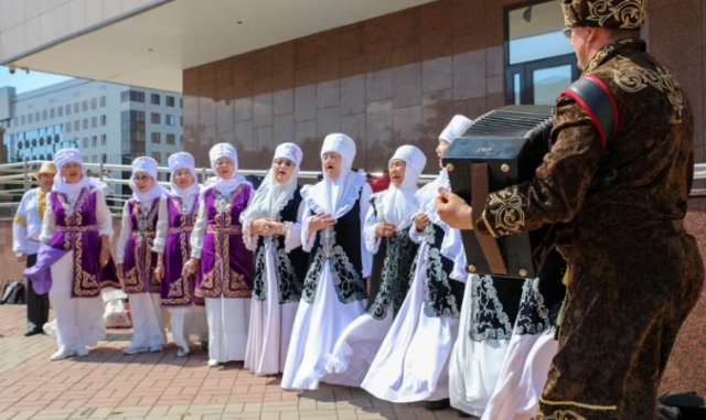 Astana'daki benzersiz meydan okuma, Abay’ın 180. yıldönümünü kutladı