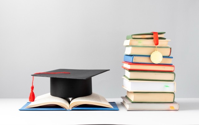 Казакстанда «Болашак» стипендиясынын жана билим берүү гранттарынын ээлери белгилүү болду