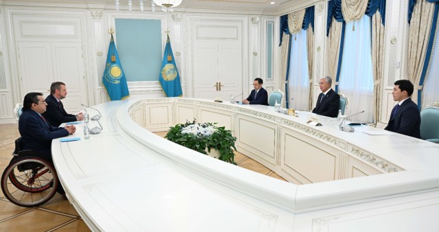 Президент паралимпиада комитеттерінің жетекшілерімен кездесті