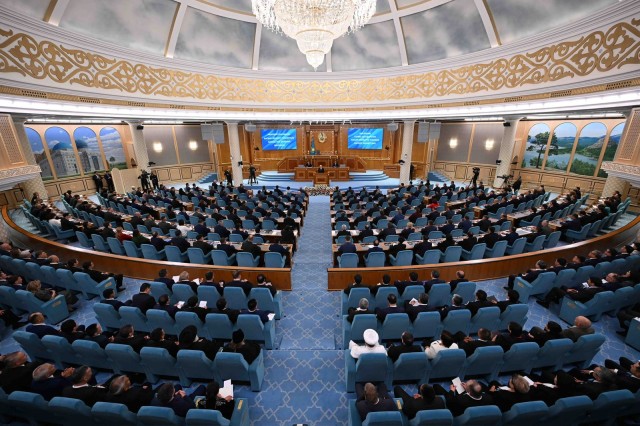 Парламент Казахстана может стать однопалатным