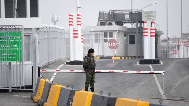 Kazakhstan to modernize 8 border checkpoints by year-end