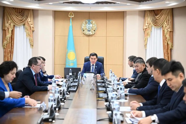 Meclis Kazakistan ile Vietnam arasındaki yasal anlaşmayı onayladı