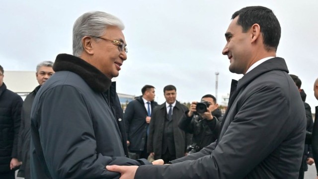 Туркманистон Президенти Қозоғистонга давлат ташрифи билан келди