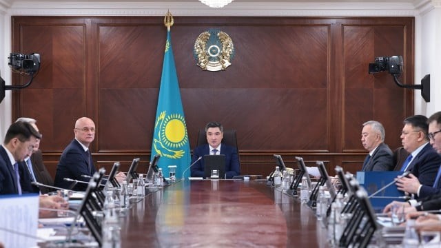 Kazakh government presents plan for aviation industry development