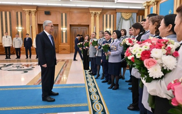 Devlet Başkanı, Güvenlik Güçleri mensuplarına konut anahtarlarını teslim etti